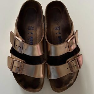 Arizona Soft Footbed
Leather in rose gold
